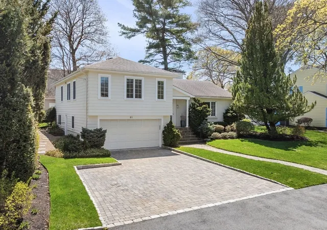 Homes for sale in Swampscott, MA | 21 Phillips Avenue, Swampscott, MA 01907 | MLS# 73512831
