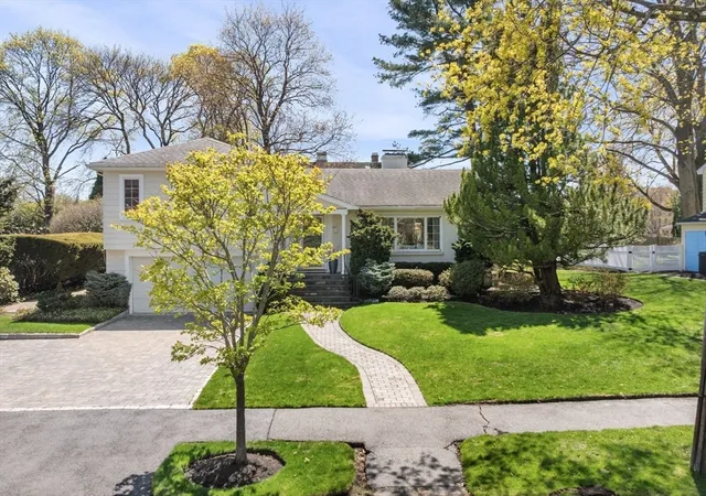 Homes for sale in Swampscott, MA | 21 Phillips Avenue, Swampscott, MA 01907 | MLS# 73512831