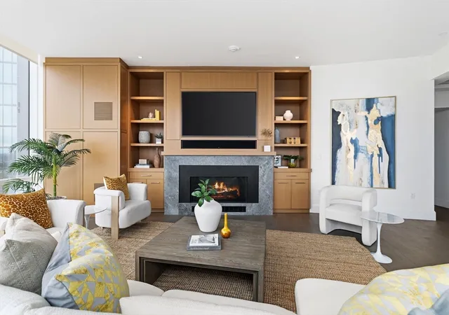 3rd image of 430 Stuart Street #PH35B, Boston, MA 02116 | MLS# 73546677
