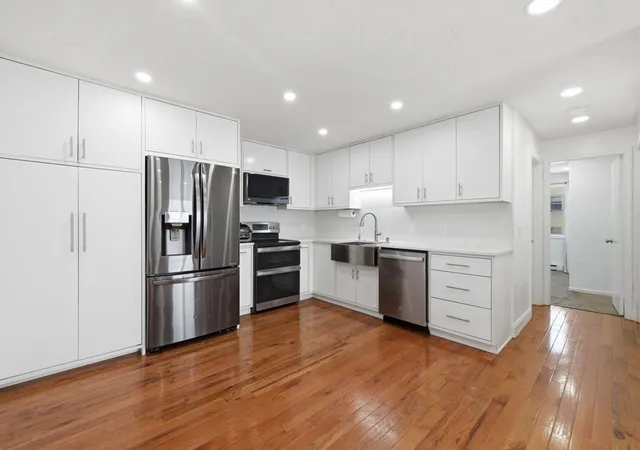 Photo 2 of Condo for sale at 15 Houghton St #6, Worcester, MA 01604 | MLS# 73553091 | Listing updated on 2026-09-18