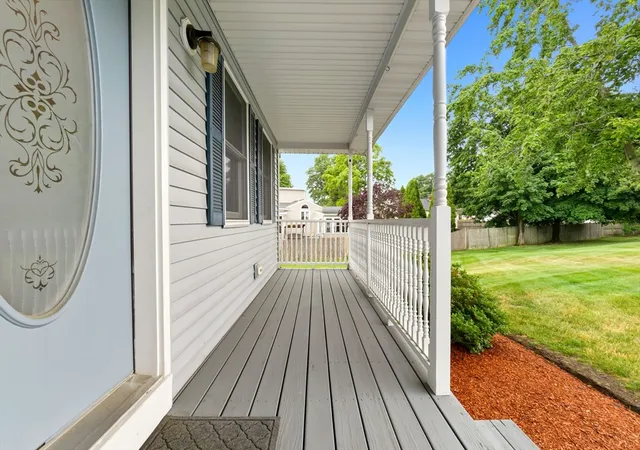 Photo 4 of Single family home for sale at 4 Calas Cir, Peabody, MA 01960 | MLS# 73542911 | Listing updated on 2026-09-19