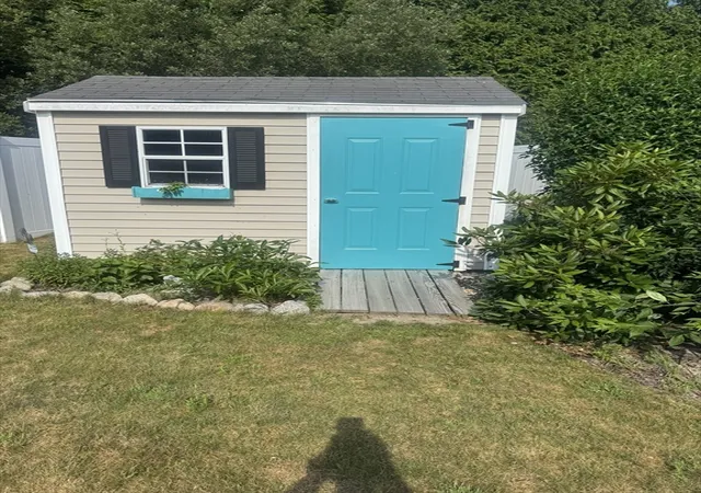 4th image of 99 Stephanie Pl, New Bedford, MA 02745 | MLS# 73544420