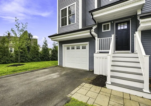 Photo 2 of Condo for sale at 274 Providence Rd #8, South Grafton, MA 01560 | MLS# 73565171 | Listing updated on 2026-09-04