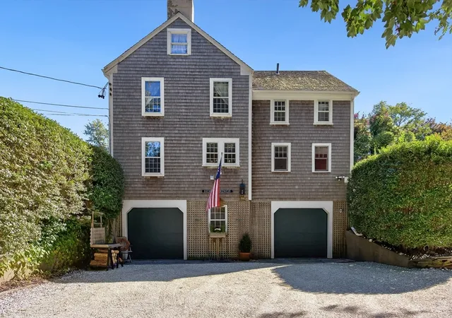 3rd image of 252 Massachusetts 6A, East Sandwich, MA 02537 | MLS# 73523352