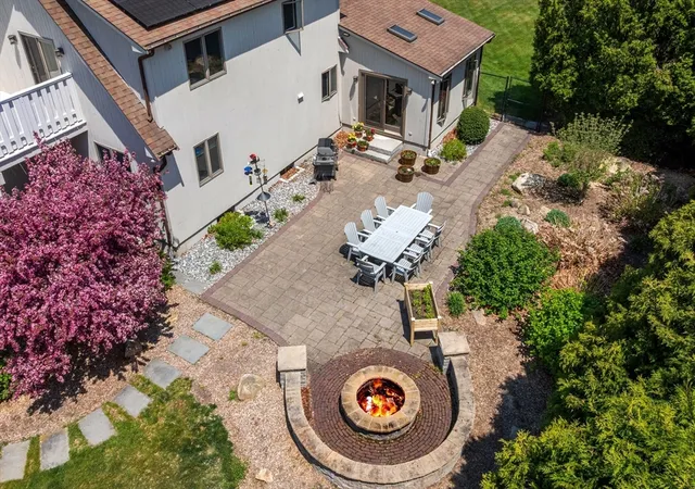 5th image of 847 Division Road, Westport, MA 02790 | MLS# 73526656