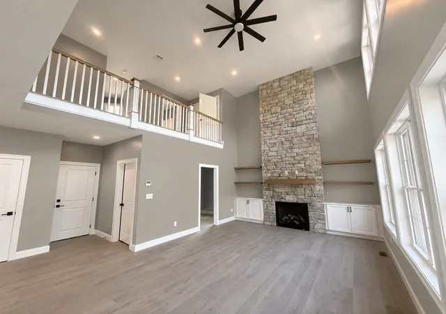 Photo 3 of Sale Pending at 6 Hadley Hts Way, Freetown, MA 02702 | MLS# 73534273 | Listing updated on 2026-08-23