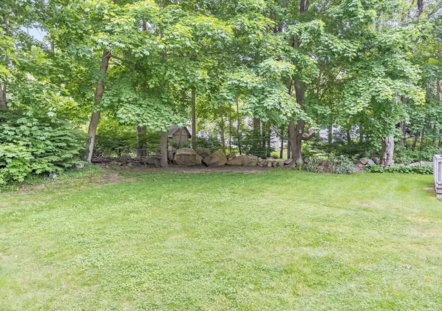4th image of 267 N Falmouth Hwy, North Falmouth, MA 02556