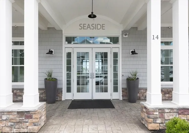 Homes for sale in Scituate, MA | 5 Brand Blvd, Scituate, MA 02066 | Houzeo