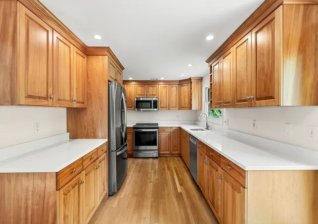 Homes for sale in Chelmsford, MA | 71 Garrison Street, Chelmsford, MA 01824 | MLS# 73549393
