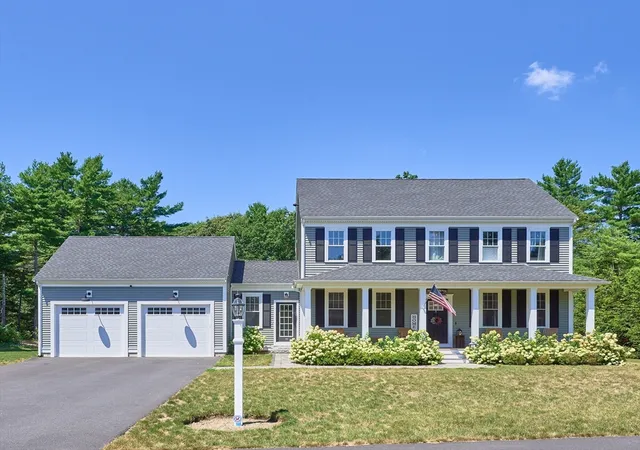 1st image of 25 Cobblestone Ln, Middleboro, MA 02346 | MLS# 73562520