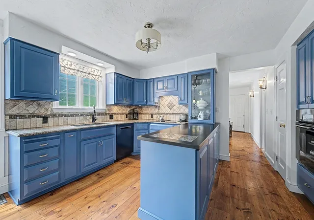 Homes for sale in Hopkinton, MA | 6 N Mill St, Hopkinton, MA 01748 | MLS# 73532893