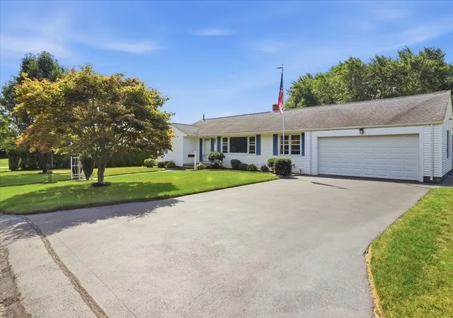 3rd image of 18 Picard Court, Swansea, MA 02777 | MLS# 73567996