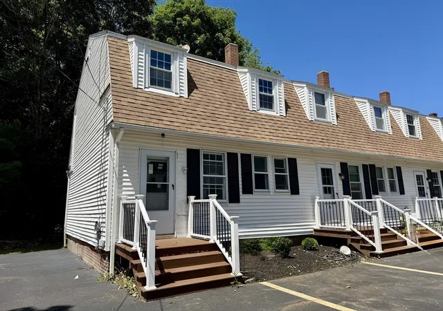 Homes for sale in Barre, MA | 23 Trafalgar Square #23, Barre, MA 01005 | MLS# 73539424