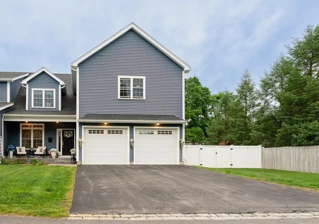 Homes for sale in Hudson, MA | 38 Cherry St #B, Hudson, MA 01749 | MLS# 73524556