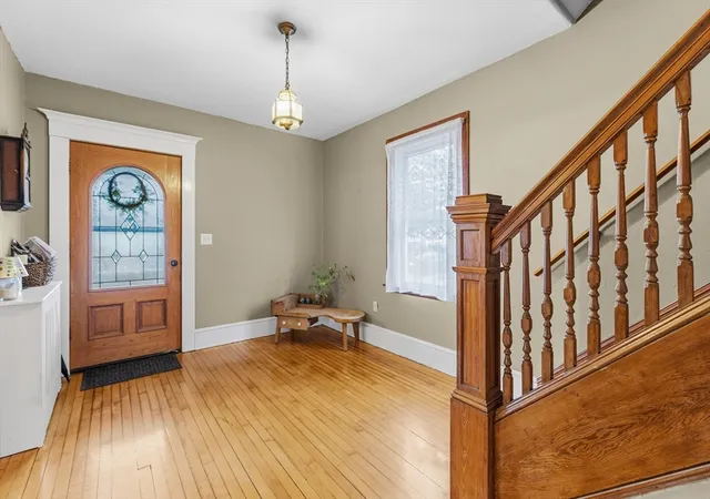 5th image of 32 Milton St, New Bedford, MA 02740 | MLS# 73524079