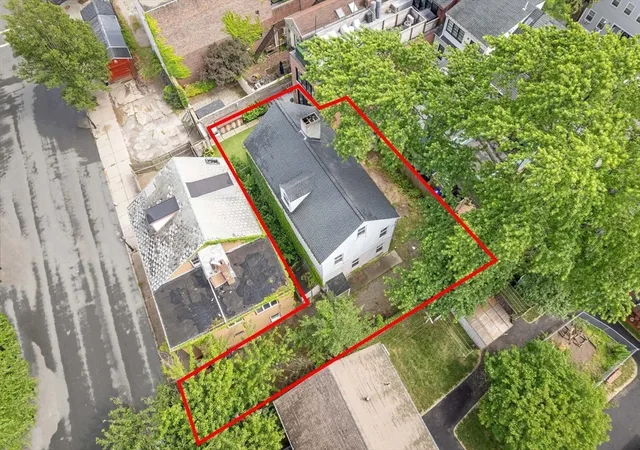 1st image of 1 Washington Pl, Charlestown, MA 02129 | MLS# 73405908