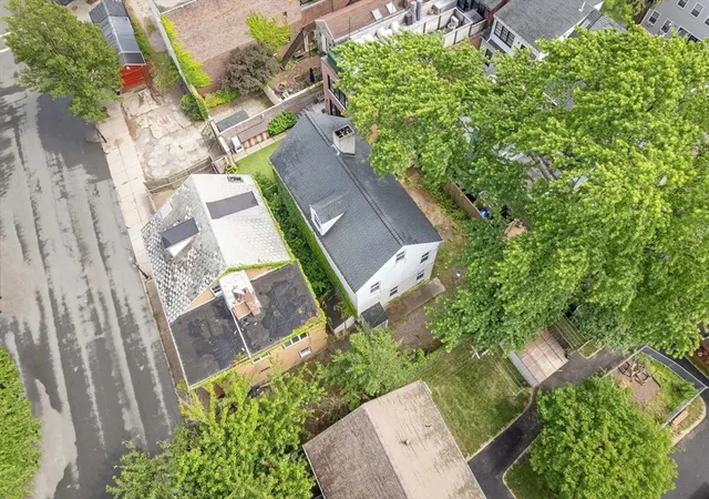 2nd image of 1 Washington Pl, Charlestown, MA 02129 | MLS# 73405908