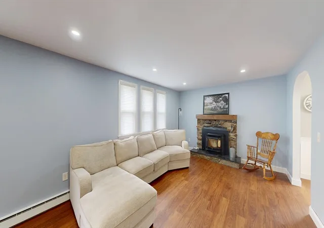 5th image of 620 Ledge Rd, Seekonk, MA 02771 | MLS# 73514877