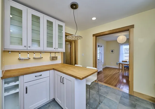 Homes for sale in Cambridge, MA | 3 Foch St, Cambridge, MA 02140 | MLS# 73503130