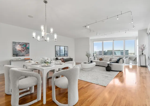 1st image of 500 Atlantic Ave #18P, Boston, MA 02210 | MLS# 73545960