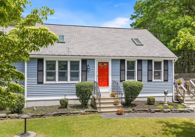 2nd image of 71 Cains Hill Dr, East Taunton, MA 02718 | MLS# 73530137