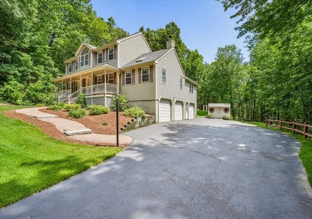 2nd image of 56 Patriot Road, Tyngsboro, MA 01879 | MLS# 73535819