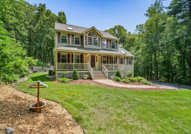 42nd image of 56 Patriot Road, Tyngsboro, MA 01879 | MLS# 73535819