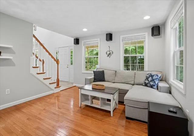 5th image of 56 Patriot Road, Tyngsboro, MA 01879 | MLS# 73535819