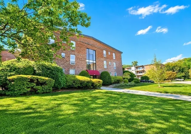 41st image of 55 Broadlawn Park #16B, Chestnut Hill, MA 02467 | MLS# 73564774