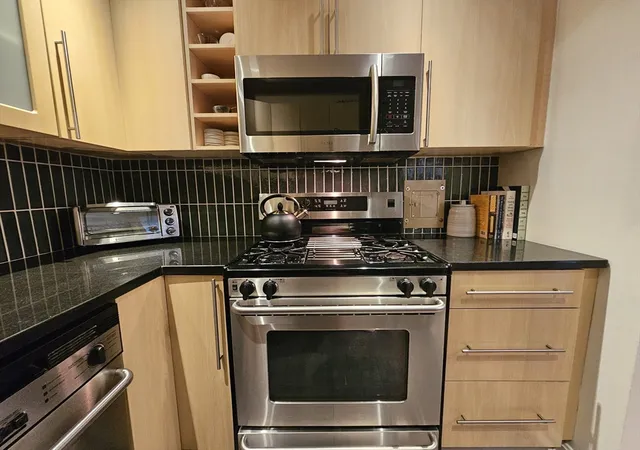 Photo 4 of Condo for sale at 55 Broadlawn Park #16B, Chestnut Hill, MA 02467 | MLS# 73564774 | Listing updated on 2026-08-22