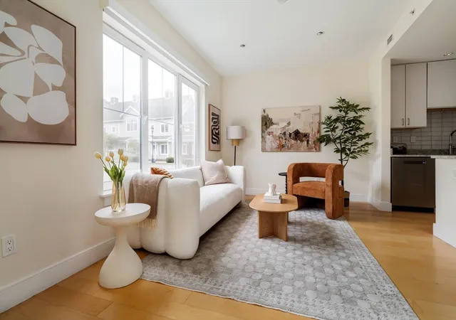 Listing Photo 3 - Condo for sale in building located at 22 Blue Jay Cir, Boston, MA 02126 - Unit #22