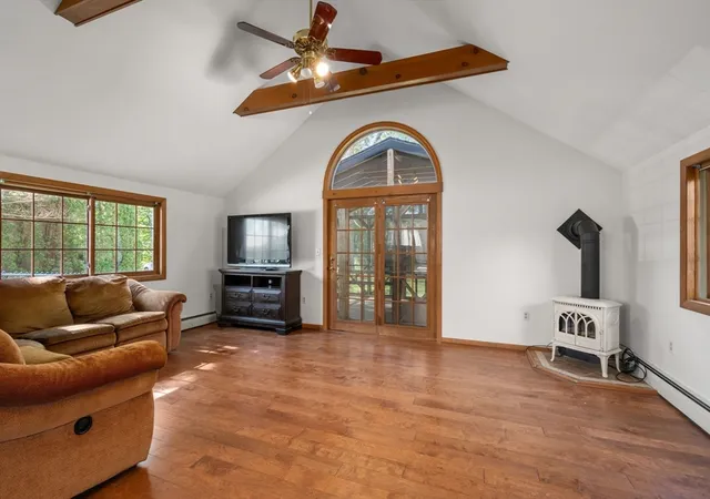 Homes for sale in Spencer, MA | 9 Westland Dr, Spencer, MA 01562 | MLS# 73535189