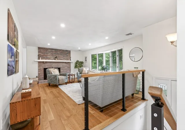 4th image of 42 Willow Road, Hanover, MA 02339 | MLS# 73537234