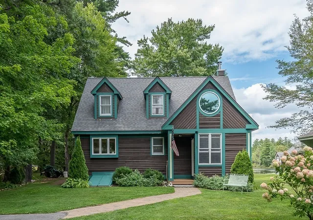 1st image of 5 Abenaki St, Hubbardston, MA 01452 | MLS# 73567862
