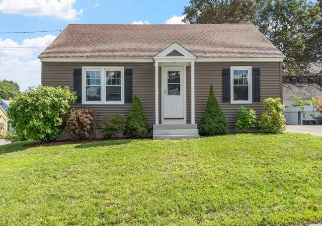 1st image of 4 Maverick St, Fitchburg, MA 01420 | MLS# 73566751