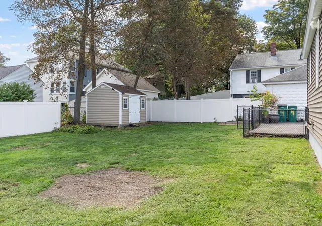 36th image of 4 Maverick St, Fitchburg, MA 01420 | MLS# 73566751