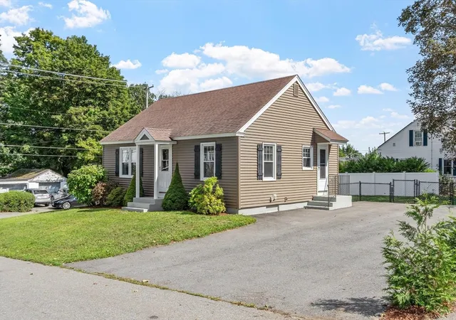 Photo 3 of Sale Pending at 4 Maverick St, Fitchburg, MA 01420 | MLS# 73566751 | Listing updated on 2026-09-04