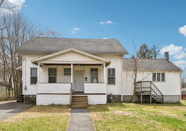 Homes for sale in Worcester, MA | 6 Idalla Ave, Worcester, MA 01606 | MLS# 73504030