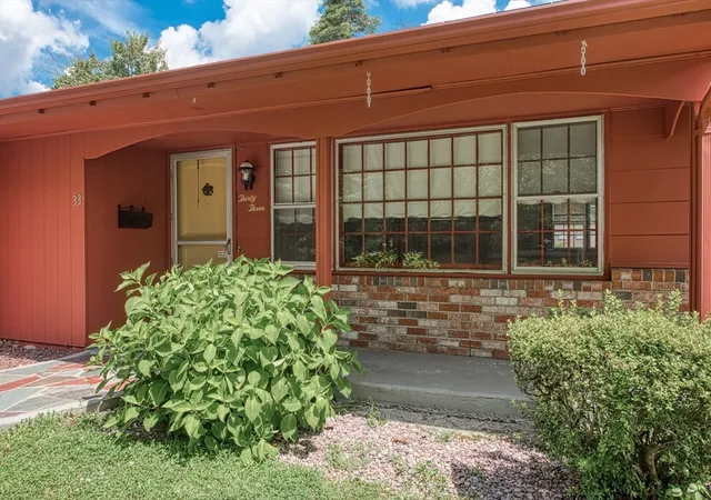 Photo 3 of Sale Pending at 33 Upton St, Brockton, MA 02302 | MLS# 73560525 | Listing updated on 2026-09-16