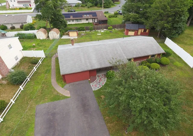 Photo 4 of Sale Pending at 33 Upton St, Brockton, MA 02302 | MLS# 73560525 | Listing updated on 2026-09-16