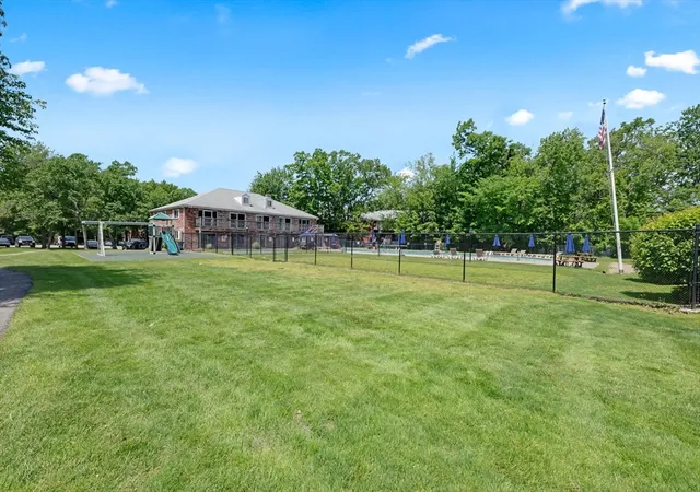 Homes for sale in North Andover, MA | 1 Fernview Avenue #6, North Andover, MA 01845 | MLS# 73532488