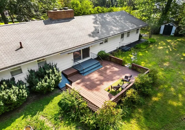 2nd image of 437 Salem St, North Andover, MA 01845 | MLS# 73563361
