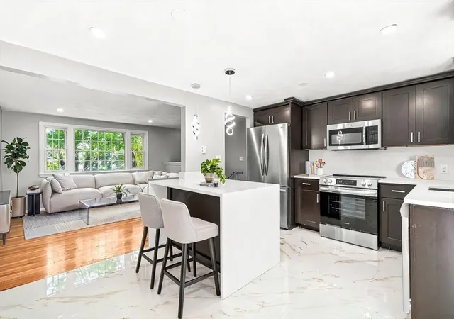 2nd image of 18 Adams St, Plymouth, MA 02360 | MLS# 73527336