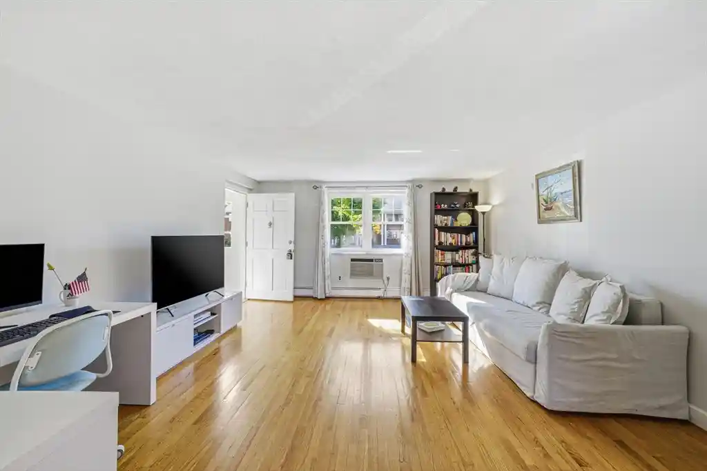 Listing Photo 2 - Condo for sale in 119 Emerson Gdns Rd located at 119 Emerson Gdns Rd, Lexington, MA 02420 - Unit #119