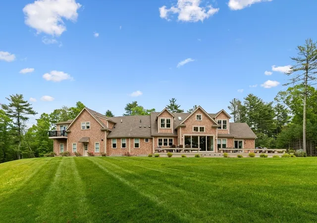 Photo 4 of Single family home for sale at 140 Drew Rd, Plymouth, MA 02360 | MLS# 73532558 | Listing updated on 2026-08-02