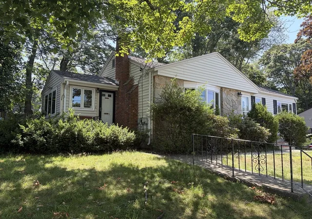 Photo 1 of Sale Pending at 90 Westview Dr, Norwood, MA 02062 | MLS# 73555503 | Listing updated on 2026-09-17