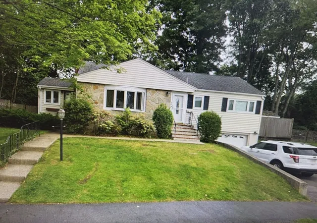 Photo 2 of Sale Pending at 90 Westview Dr, Norwood, MA 02062 | MLS# 73555503 | Listing updated on 2026-09-17