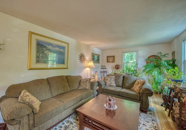 5th image of 21 Tosca Dr, Brockton, MA 02301 | MLS# 73535299