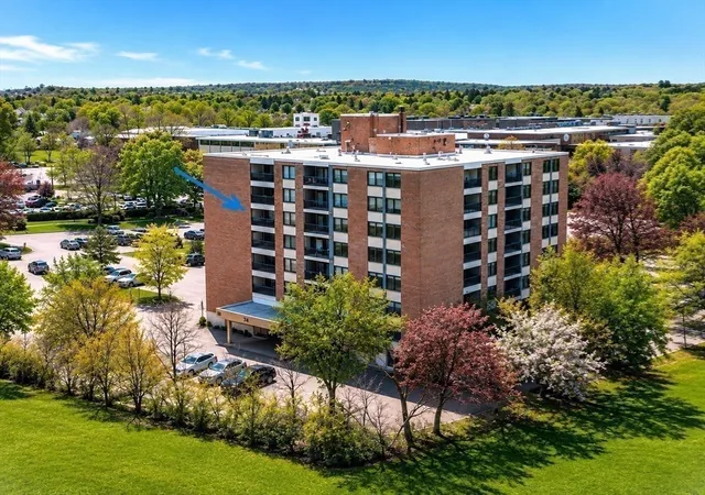 Photo 2 of Condo for sale at 51 Melrose St #5F, Melrose, MA 02176 | MLS# 73569094 | Listing updated on 2026-09-18