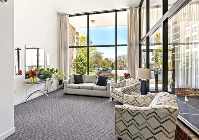 Listing Photo 4 - Condo for sale in building located at 51 Melrose St, Melrose, MA 02176 - Unit #5F